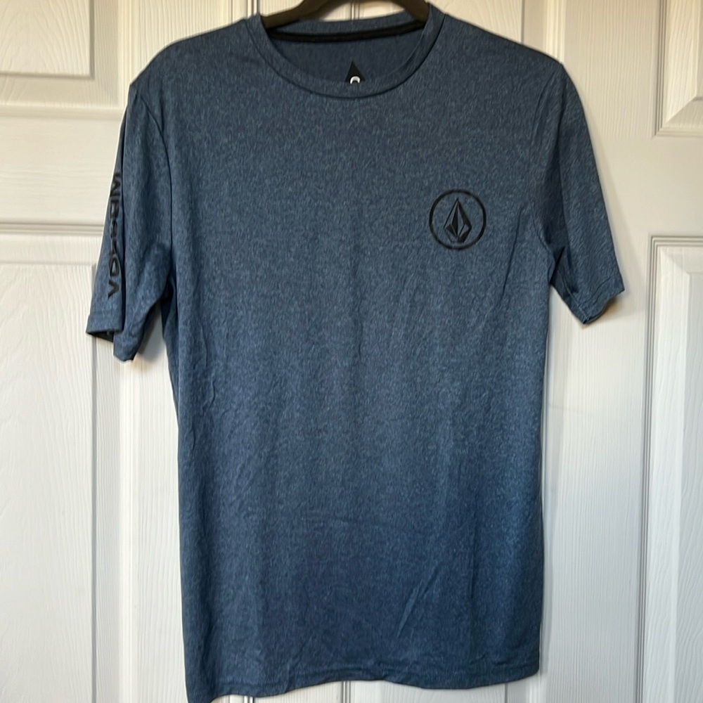 ❤️Volcom Anti-UV - 30 UPF - Size Small